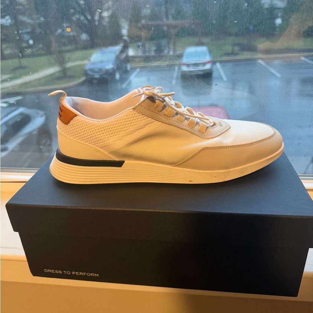 Wolf & Shepherd “Dress to Perform” White Sneakers